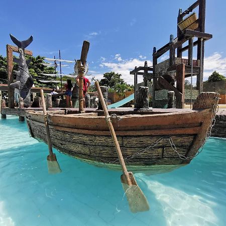 Port Royale Waterpark Resort Dumaguete City Exterior foto