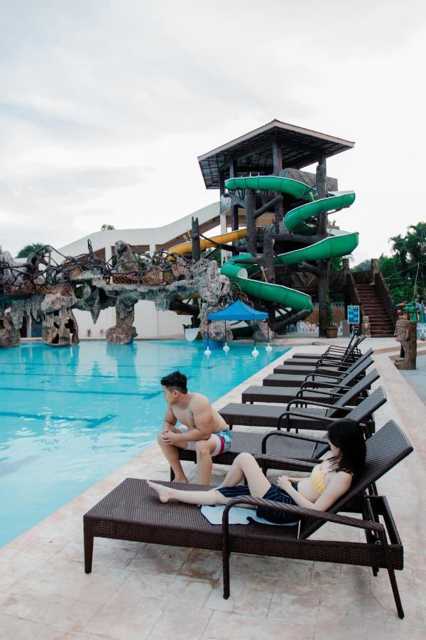 Port Royale Waterpark Resort Dumaguete City Exterior foto
