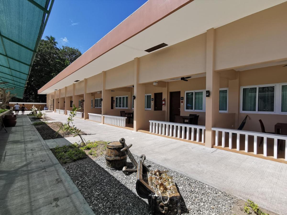 Port Royale Waterpark Resort Dumaguete City Exterior foto